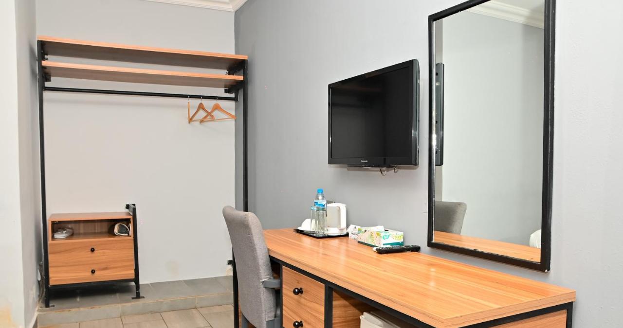 The Blowfish Hotel Lagos Extérieur photo
