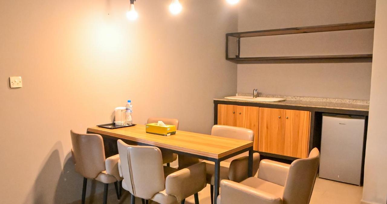 The Blowfish Hotel Lagos Extérieur photo