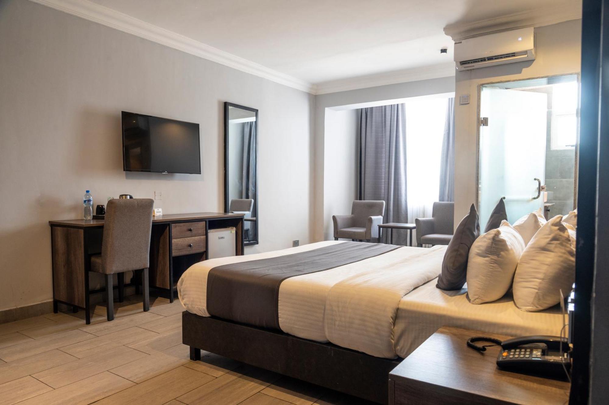 The Blowfish Hotel Lagos Chambre photo