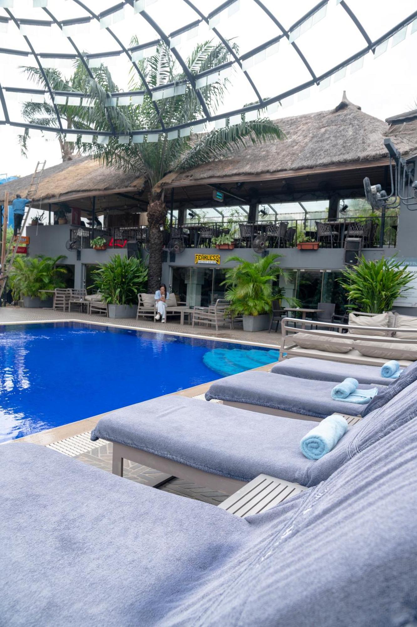 The Blowfish Hotel Lagos Extérieur photo
