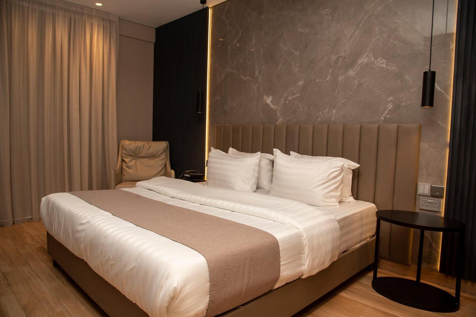 The Blowfish Hotel Lagos Extérieur photo