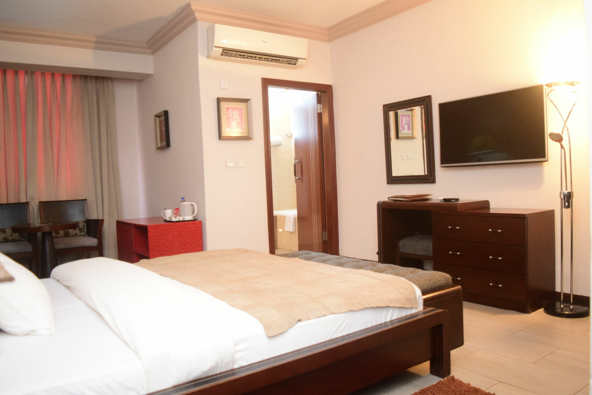 The Blowfish Hotel Lagos Extérieur photo